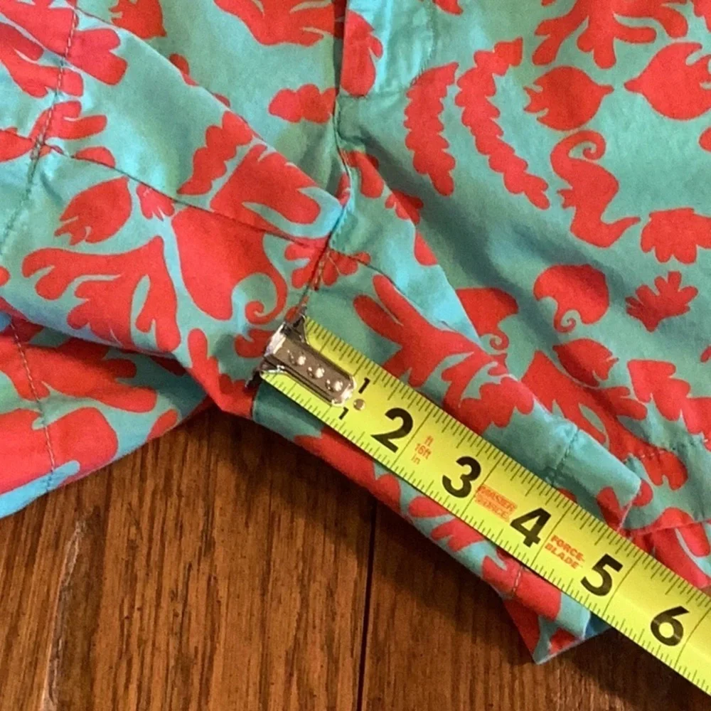 Lilly Pulitzer Callahan shorts. “Don't Be Shellfish”.  Women’s size 4